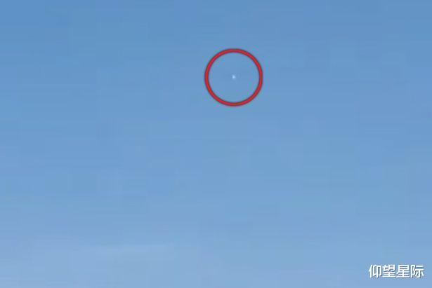 「UFO」UFO舰队？6个“发光物体”现身美国上空，直径长约21米