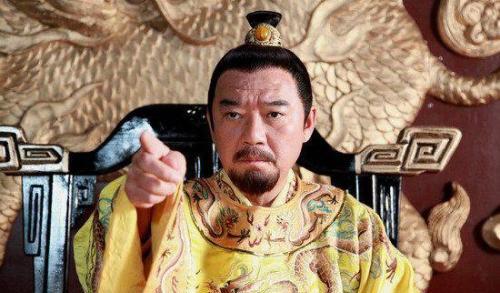 「朱元璋」他被朱元璋判死刑，随口一问祖先是谁？而被免死，还送五道免死令