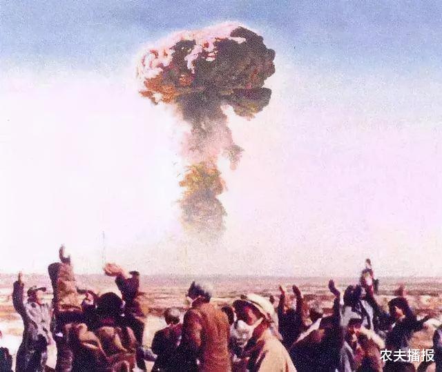 苏联|51年前，苏联在北方集结75个师，几万辆坦克，为何没敢入侵呢？