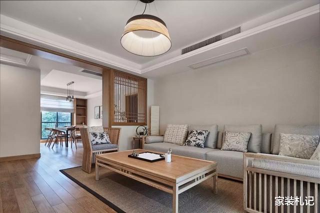 ：这是我见过最舒服的一套装修，窗明几净，家居氛围太让人心动了