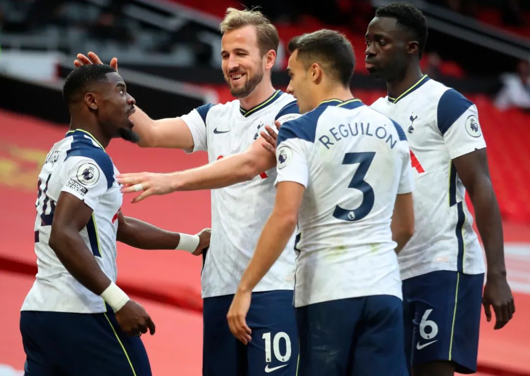 阚清子|曼联1-6惨败热刺创英超耻辱纪录!穆帅正名,合理转会给曼联上课