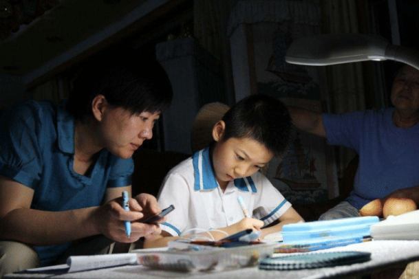 |“我儿子错在哪了？”100÷10=10被判错，家长质问老师反被打脸