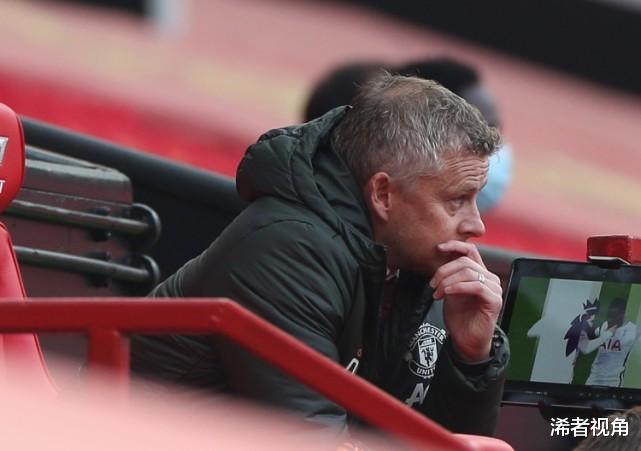 曼联|突发！曝曼联爆发内讧: 1核心质疑索帅水准，穆里尼奥式悲剧恐重演