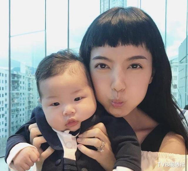 恭喜！30歲香港著名女星突然誕下第二胎，秘密懷胎十月無人知曉-圖8