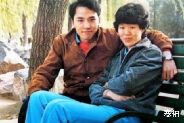 郎平@郎平女儿与异母弟弟聚餐!父亲为她15年未娶,60岁再婚生子8岁