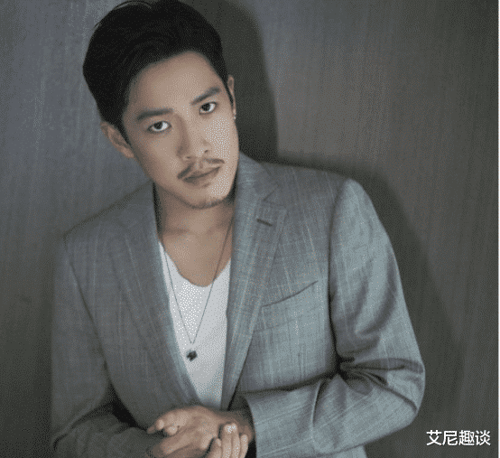 陶虹|有种“整容”叫张丰毅儿子，曾被亲爹吐槽丑，如今帅成超级男模！