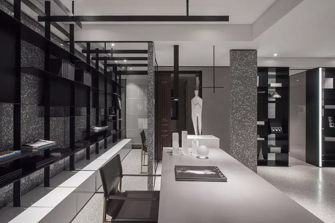 「」140㎡高级灰大平层,专业类空间金奖作品