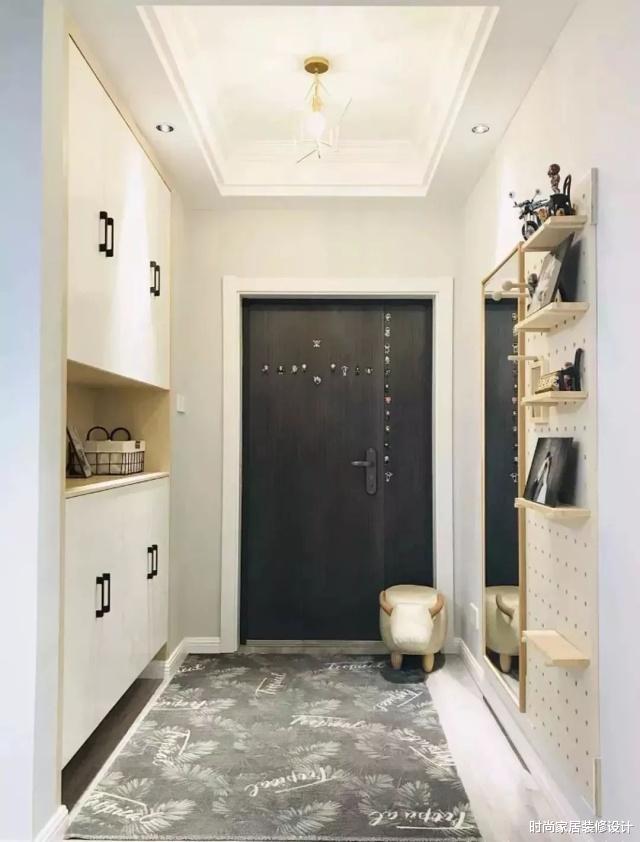 「」家里就一个玄关鞋柜，不会装别乱装，这样装既漂亮又实用！