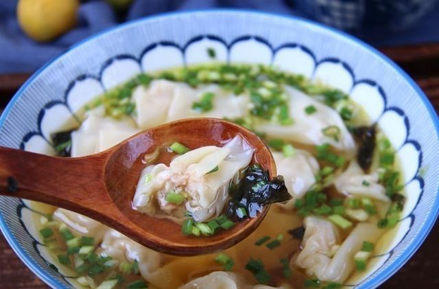 『馄饨』儿子最爱的早餐，一口一个，味鲜营养，一周吃4顿还嫌不够