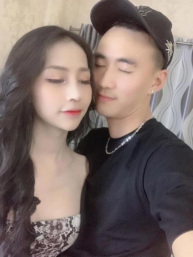 「虹口」男子为实现“女友”变成女孩的愿望，努力赚钱帮助其改变性别