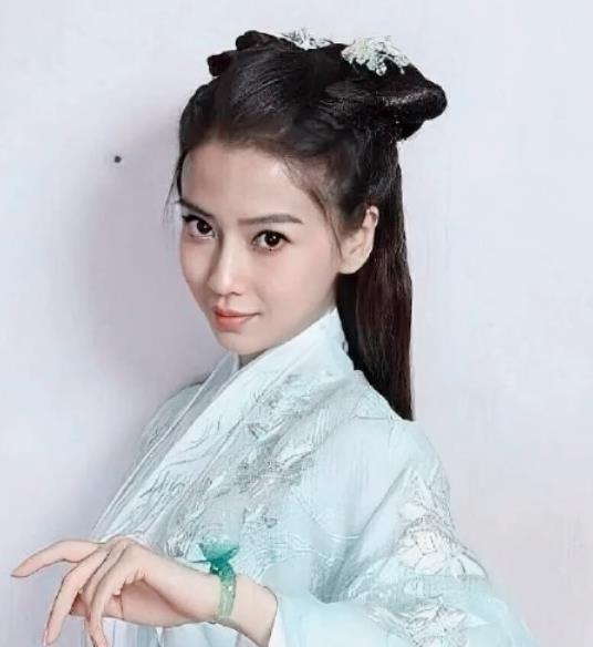 发型|角色的原始定妆照造型，龙葵土气，白浅温柔，看到碧瑶：有点惊喜！