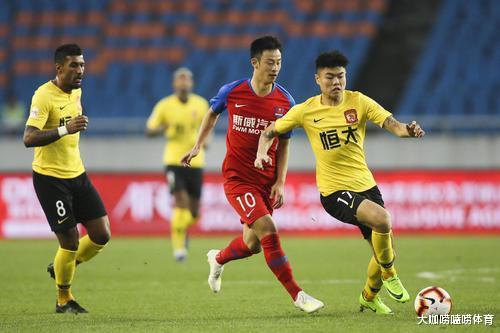[广州恒大]恒大公开唱反调，无视足协降薪方案，将金元足球展现的淋漓尽致