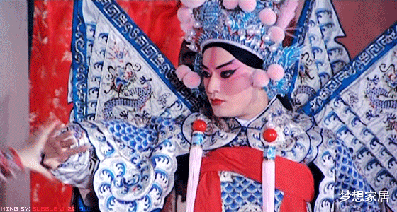 黄晓明：黄晓明自曝想演“商细蕊”一角，当看到他穿上戏服，画面不忍直视