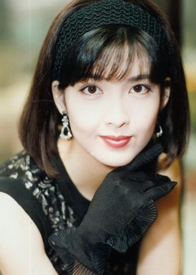 倪震|倪震的三观,让周慧敏从23岁熬到42岁,最后还赌上一切