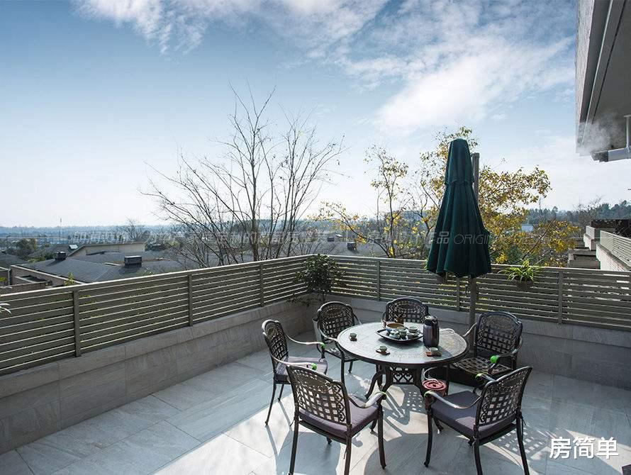 2、3楼带平台的房子真的好吗？过来人有不同“意见”