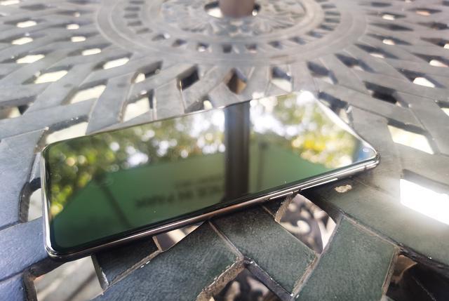 魅族17|魅族17上手评测：高端规格，中端价格和引人注目的平衡镜头设计