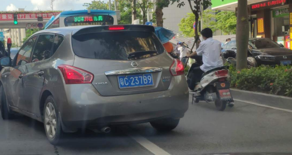 「违停」板樟山新隧道通车！通行规则有变化！交警拍视频教你怎么过新旧隧道！