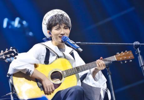 周深|从默默无闻到大红大紫，周深这个“笨小孩”到底做对了什么？