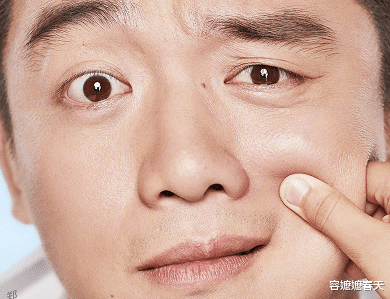 『奔跑吧兄弟』《奔跑吧》最新捏脸海报，唯独杨颖没真捏，难道担心“捏坏了”？