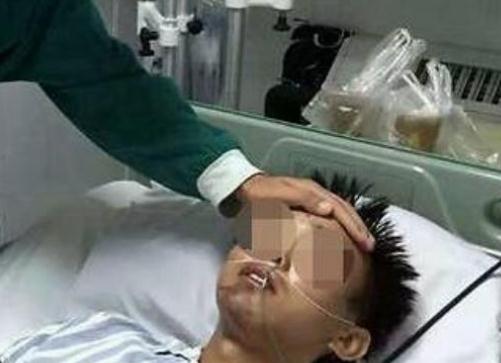 #肝脏#38岁男子胸口出现“红蜘蛛”，结果查出肝癌，医生：都怪你自己