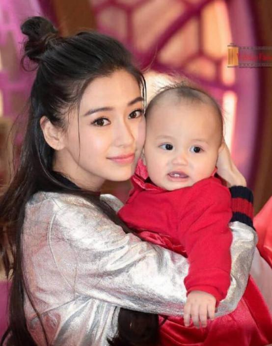 「杨幂」对比杨幂和杨颖的宝宝，基因果然不说谎，有没有整容一目了然