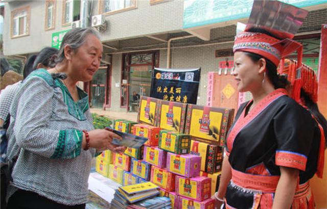 臆说古史|雷菊芳：身家高达120亿，甘肃省女首富，为人却十分低调