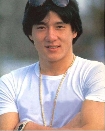 #刘德华#香港影坛真正大佬,刘德华当年被他害得差点破产,网友:秒杀李连杰?