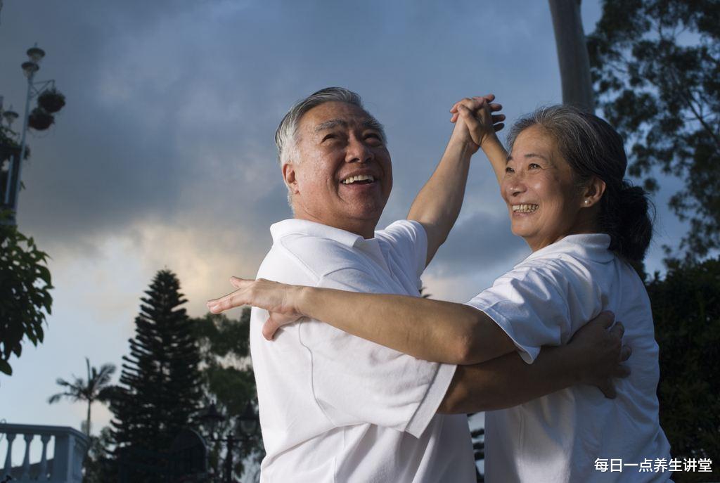 [长寿]40岁之后，若身体这两处不脏，说明身体非常健康，也更易长寿