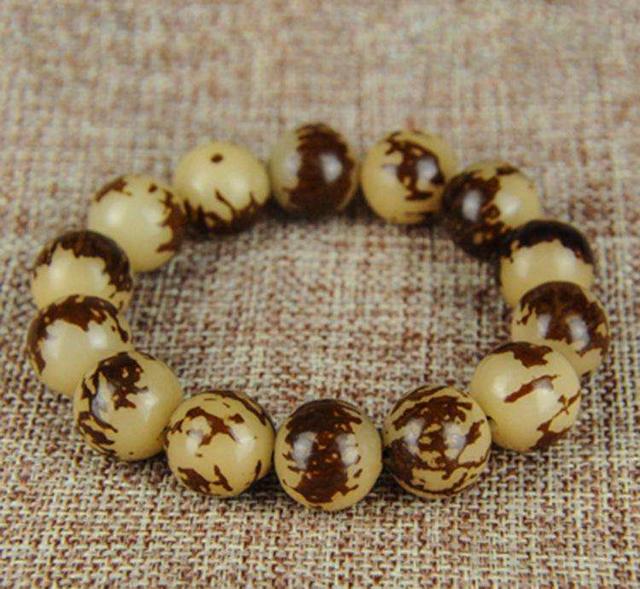 文玩|给文玩新手的建议！3种文玩不要选，费时费力又费钱，不买不后悔