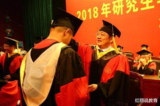 考研|考研时需要“提前联系”导师吗？若想成功上岸，这几点很重要