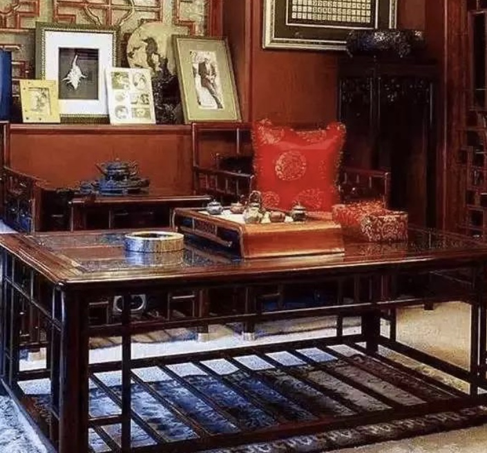 |陈道明豪宅内景曝光,价值8100万满屋红木家具,穿越到了康熙王朝?