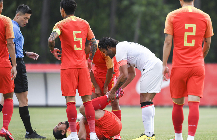 国足▲国足大胜恒大却成最大赢家，5人首发承包锋线，被看衰之人大爆发