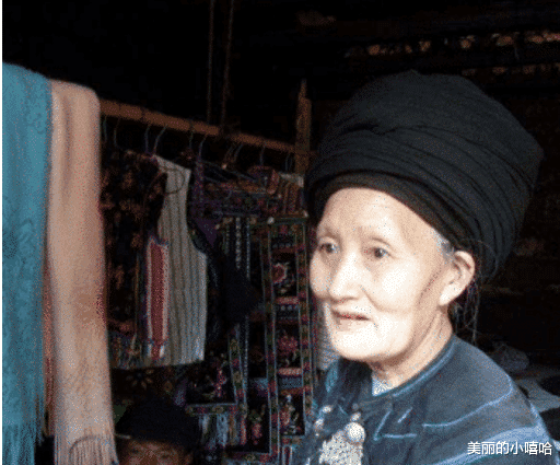 杨炳莲|最美压寨夫人，照片还原到18岁惊艳众人，孀居多年却无怨无悔