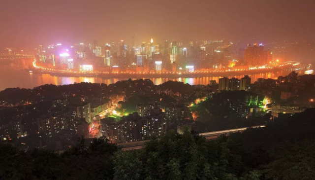 物价|我国“最容易”生活的城市，吸引众多游客前来，物价低到难以想象