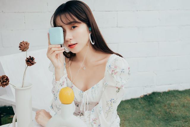 『Hi-Fi』将颜色化作为音符，山灵Q1再掀播放器时尚风设计