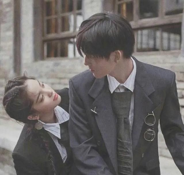 迪丽热巴|热巴黄景瑜公开恋情？欧阳娜娜陈飞宇分手？王一博造假？郑爽又发飙？