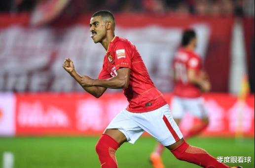 [国足]国安超级神锋即将归队，国足又迎喜讯！第四名入籍国脚马上到位