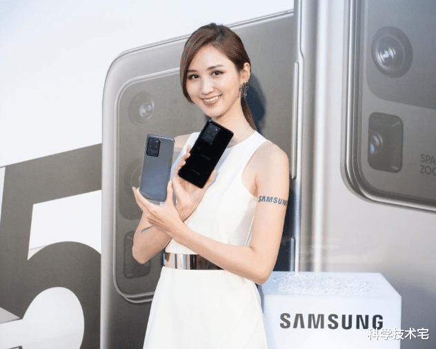 苹果|三星S21将至，塑料机身+1080P屏幕，只为紧跟苹果？