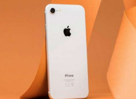 『苹果』果粉们可以扔掉手中的iPhone6和iPhone7了，3K的苹果手机来了！