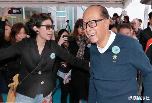 李泽楷|李嘉诚有三个遗憾,一是见不到孙子,二是无法续弦,三是错过了她