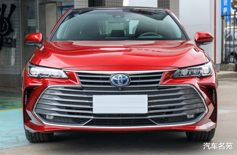 本田雅阁@中型车“油耗”最新排名出炉，雅阁榜首，亚洲龙第六，帕萨特天籁前十！