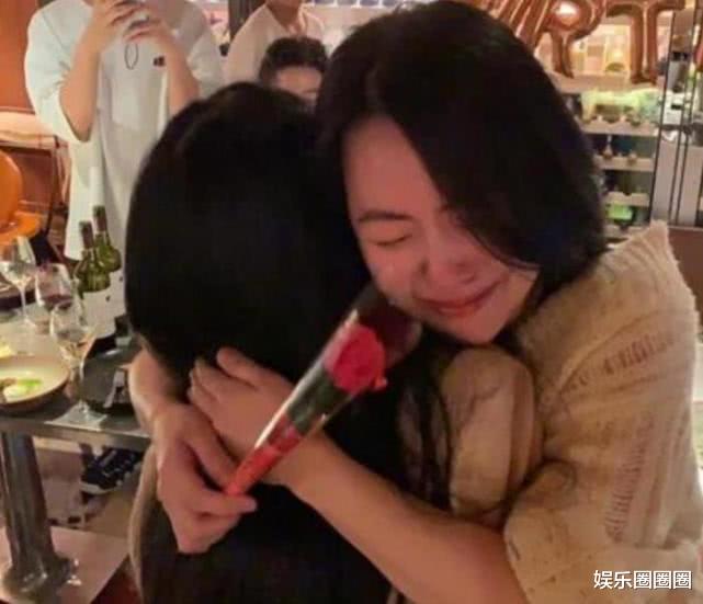 小S:为何小S捧红大女儿,却很少提二女儿?看清她的长相,才知道啥叫名媛高级脸