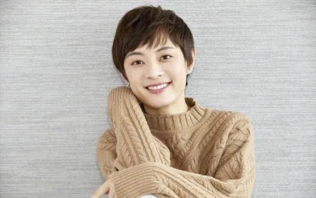 限薪令■不惧限薪令，明星们的对策让大家感到沮丧，收入不降反升