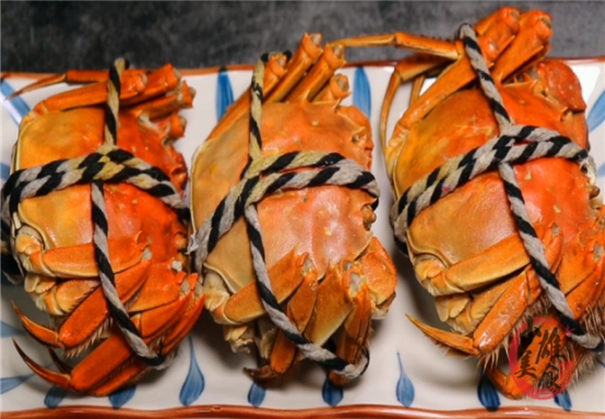 螃蟹|才发现，原来螃蟹身上有两处“小机关”，一捏就知肥瘦，涨知识了