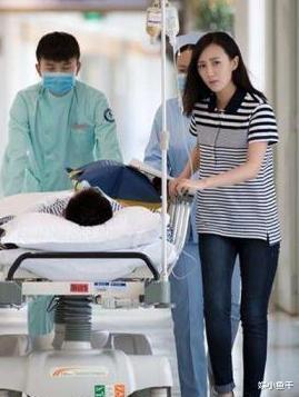 「吕丽萍」张丰毅吕丽萍联手，5年没把儿媳捧红，没想到被靳东一部剧带火了