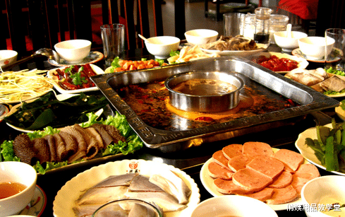 火锅@吃火锅时，不点这三道菜，老板一眼看出你很懂行！