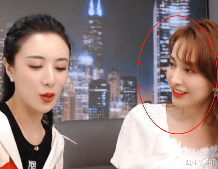 『美甲』吴昕尝试波浪卷发型,颜值越来越年轻,换发型气质都不一样