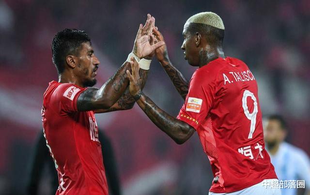 中超：恒大中超新名单浮出水面！5外援+2归化领衔，于汉超被撤小将顶替