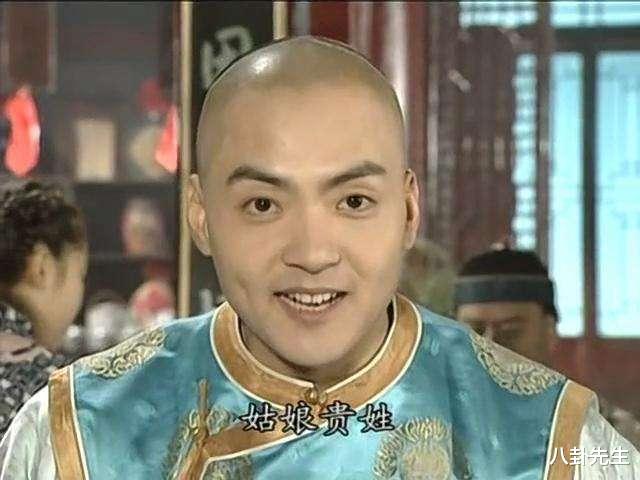 侯佩岑|《在一起》曝演员素颜：张天爱没精神，蒋欣显年纪，赵今麦很真实
