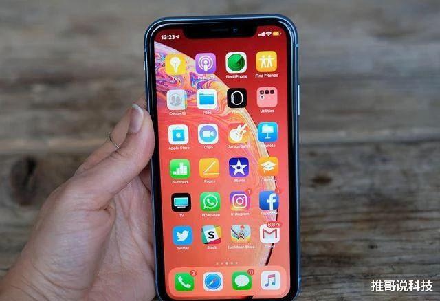 苹果|别着急换iPhone12，苹果11、XR、SE价格大降！